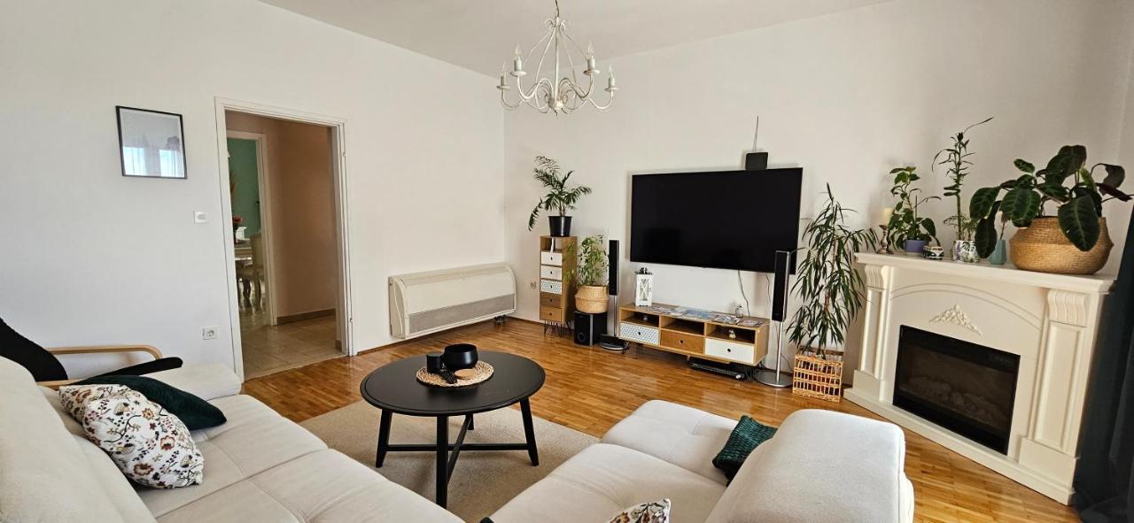 Holiday Apartment Arman Vizinada Ngoại thất bức ảnh